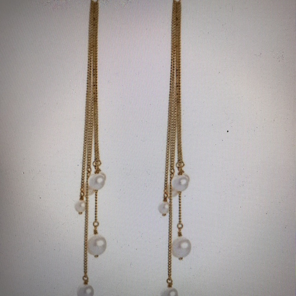 Pearl Gold Color Fringe Earrings - Picture 3 of 3